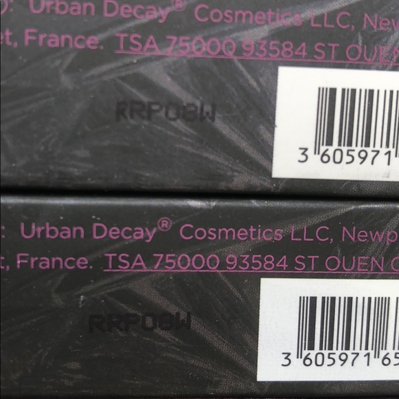 Urban Decay Troublemaker Palette and Mascara - Picture 4 of 4